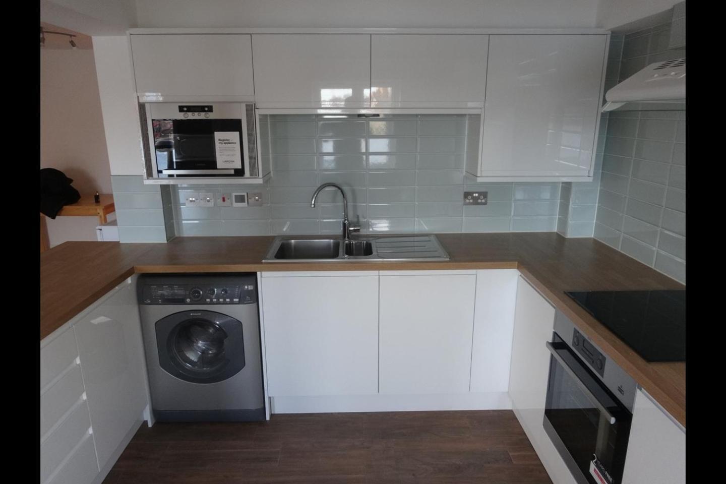 Riverview With Parking * London